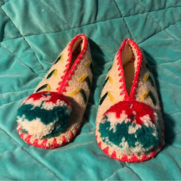 Authentic Handmade Greek Slippers from Greece, size 6 - Picture 2 of 6